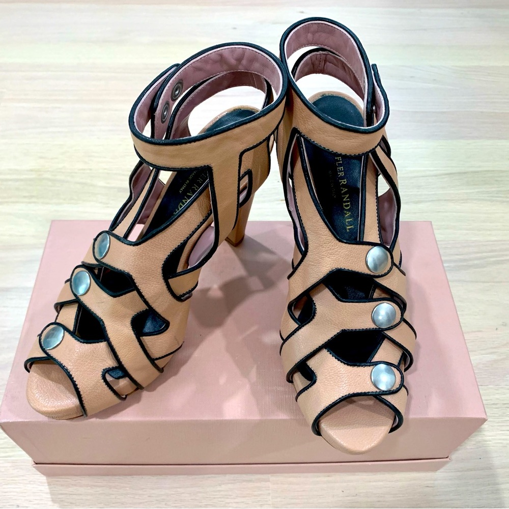 loeffler randall leather sandal, made in Italy, size 7.5